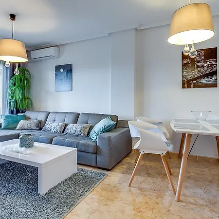 Globus Torremar شقة تورّيفيِخا